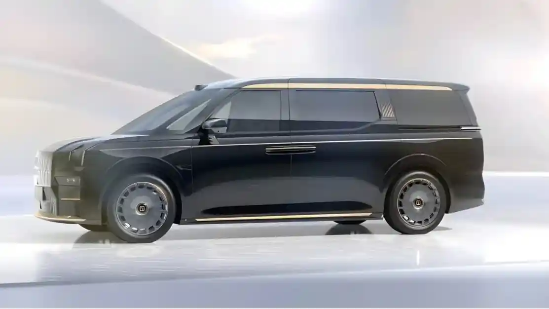 Berita - Zeekr 009 Versi Termahal Bakal Dirilis, Dilapisi Emas 24 Karat