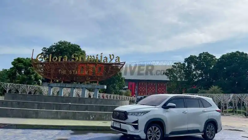 Berita - Selama 2023 Soal Kendaraan Elektrifikasi, Masyarakat Lebih Pilih Mobil Hybrid