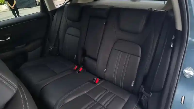 Foto - Honda ZR-V, Sebuah Civic Crossover?