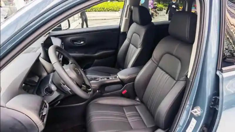 Foto - Honda ZR-V, Sebuah Civic Crossover?