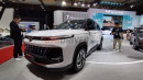 Wuling New Almaz Hybrid, SUV Elektrifikasi Dengan Banderol Affordable