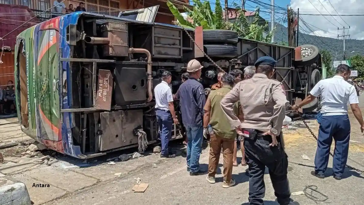 Bus - Hingga Maret 2025 Sudah Terjadi 222.602 Kecelakaan Melibatkan Angkutan Barang