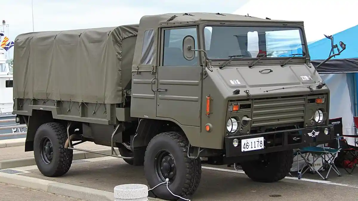 Truk - Bukan Cuma Chinook, Truk Toyota Type 73 Juga Ikut Dikirim Jepang ke Padamkan Karhutla
