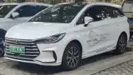 - Komparasi Spesifikasi BYD M6 PHEV vs Wuling Darion PHEV