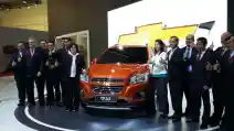  GIIAS 2015 : Chevrolet Perkenalkan SUV Kompak, Trax