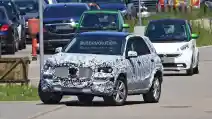  SPY SHOT: Mercedes-Benz GLB-Class 2018