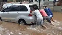  Cara Daihatsu Peduli Pada Konsumennya yang Kena Banjir: Diskon Aftersales