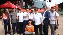  Hino Uji Emisi 300 Unit Truk Sampah Pemprov DKI Jakarta