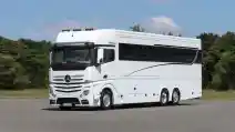  Home Bus Mewah Ini Dirakit dengan Basis Truk Mercedes-Benz Actros, Seperti Ini Penampakannya