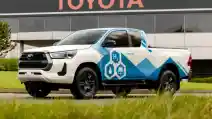  Toyota Mulai Uji Coba Hilux Hidrogen