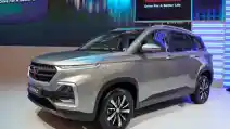  Wuling Almaz Hybrid Alihfungsi Ruang Ban Serep Untuk Baterai