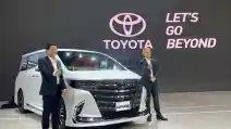  Toyota Alphard Hybrid Resmi Meluncur di GIIAS 2023