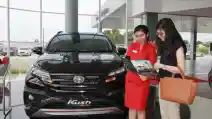  Toyota: Konsumen Memperketat Pengeluarannya