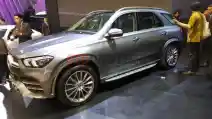  Komparasi Tenaga Mesin Dan Akselerasi Mercedes-Benz GLE 450 vs BMW X5 xDrive 40i