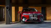  BMW Pamerkan Kehebatan Mobil Listrik iX Dan i4 Gran Coupe 