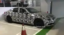  SPY SHOT: BMW Seri-5 2017 Spek Indonesia Tertangkap Kamera Kami (8 FOTO)