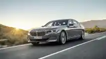  Apa yang Terjadi Jika Mengucap "Hey BMW" di Dalam Kabin?