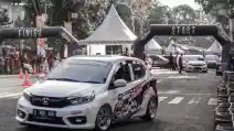  Ketika Honda Brio Ukir Prestasi di Depan Gedung Sate