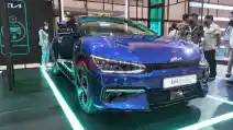  Kia Pajang Mobil Listrik EV6 di GIIAS 2022. Sekali Isi Setrum Mampu Tempuh 506 km