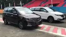  3 Mobil Baru Meluncur Berbarengan Hari ini