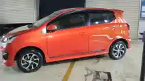  Daihatsu Ayla 1.200 CC Menyasar Anak Muda "Berada"