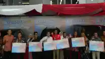  Daihatsu Sukses Rekondisi Gratis Belasan Mobil di Jawa Timur