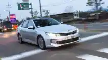  Sudah Waktunya Peremajaan, KIA Optima Pakai Hybrid di Tahun Depan