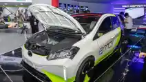  Begini Wujud Daihatsu Sirion Berpenggerak Listrik Murni