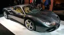  Ferrari Mulai Tinggalkan Warna Merah?