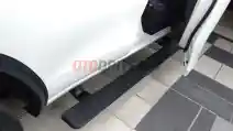  SUV Tampil Lebih Gagah Dengan Footstep Lipat