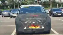  SPY SHOT: Hyundai H-1/Starex Generasi Terbaru