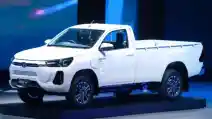  Jadi Angkot, Toyota Hilux EV Akan Segera Diuji Coba Pada 2024