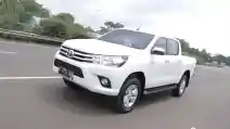  FIRST DRIVE: Toyota Hilux 2.4 V A/T 4X4 