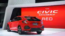  Honda Civic Hatchback Edisi Khusus dan Clarity Pukau Publik Bangkok