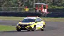  Beberapa Hal yang Membuat Honda Civic Turbo Layak Memandu Balap