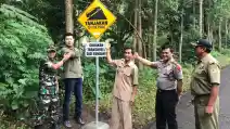  Honda Sumbang Rambu-rambu Jalan Raya di Daerah Kamojang