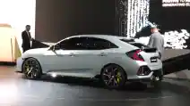  Honda Civic Turbo Hatchback CKD Siap Masuk Indonesia!