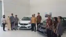  Honda Brio RS Dan Satya Facelift Diserahkan Ke Konsumen Pertama Hari Ini