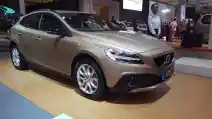  Mercedes-Benz Bakal Berbagi Mesin Dengan Volvo Karena Geely