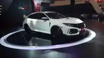  Honda Civic Type R Laku 15 Unit Dalam 4 Hari Dipajang di GIIAS 2017