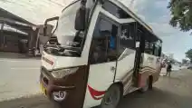  Mencicip Sensasi Bus Tuyul, Ongkosnya Tergantung Nego!