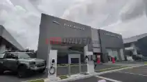  Jaguar Land Rover Hadirkan Showroom Mewah dan Modern di Jakarta