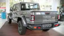  Jeep Gladiator Versi Pasar Indonesia Telah Hadir Mulai Rp 1,9 Miliar