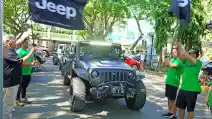  Ratusan Jeep Keren Berpetualang Seru di Makassar