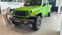 The New Jeep Gladiator Resmi Dijual Rp 2,599 Miliar