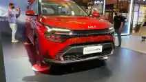  Adu Performa Mesin KIA Carens vs Toyota Kijang Innova vs Wuling Cortez