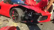  Bumper Rusak LaFerrari ini Dijual Rp 60 Juta. Berminat?