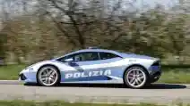  Lamborghini Huracan Ini Jadi Mobil Polisi Di Italia Dengan Tugas Spesial