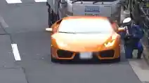  VIDEO: Lamborghini Huracan Ditilang Oleh Polisi Bersepeda