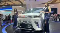  Lexus Pamerkan LM Hybrid Yang Semakin Mewah, Ini Peningkatannya